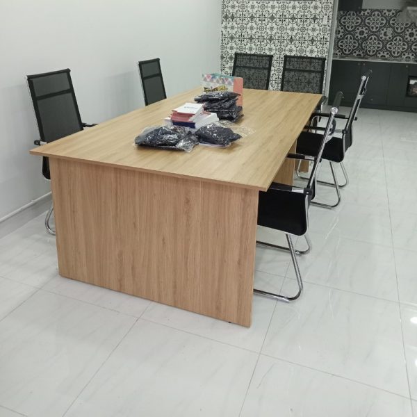 Thanh lý bàn họp 1m2*2m4 MDF màu vân gỗ