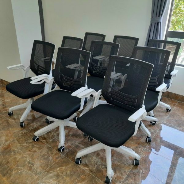 Ghế xoay lưới tay cơ động màu trắng mới 100%
