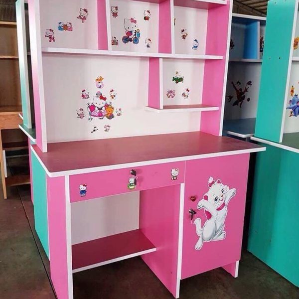 Thanh lý bàn học sinh gỗ MDF tồn kho giá rẻ