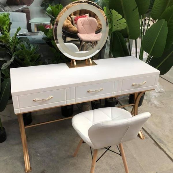 Thanh lý bàn trang điểm 1m hàn quốc mới 99% giá rẻ