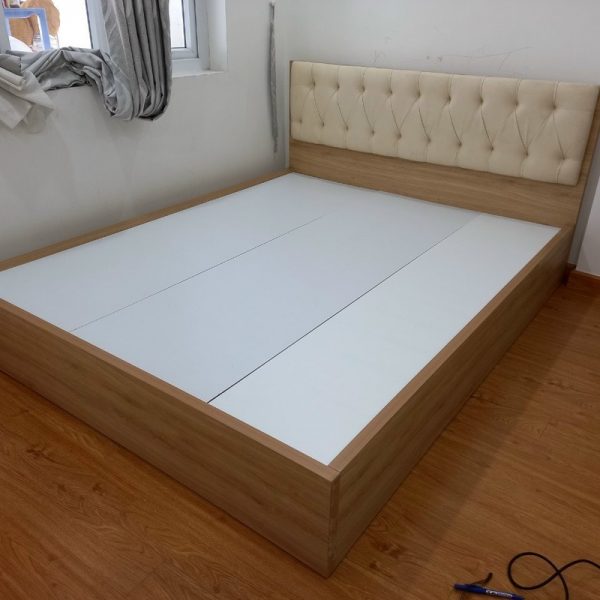 Gường 1m8 đầu bọc nệm hiện đại giá xưởng