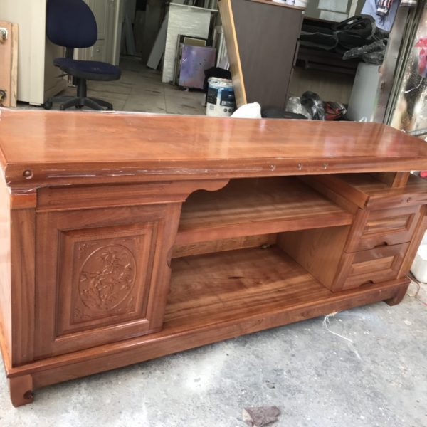 Thanh lý kệ tivi 1m6 gỗ xoan cao cấp giá rẻ