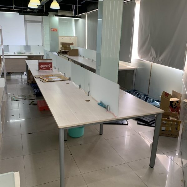 Thanh lý bàn họp 6m cao cấp mới 95% giá rẻ