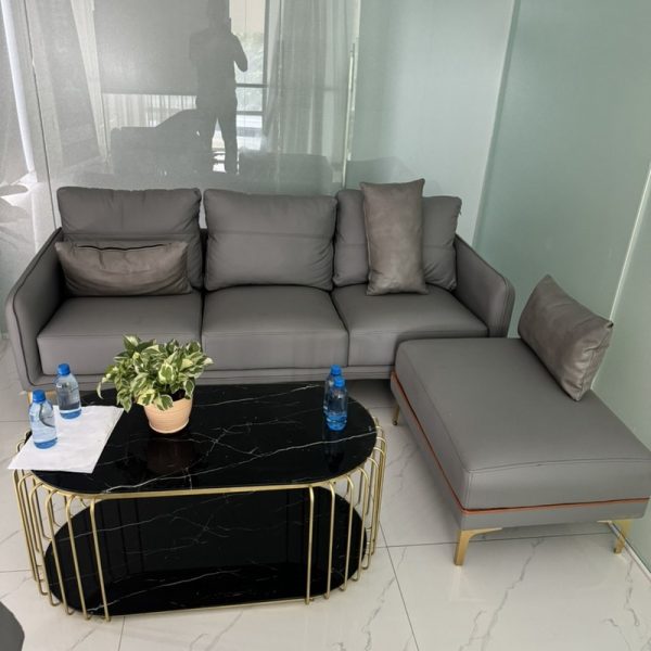 Bộ sofa tiếp khách bọc da simili mới 99%