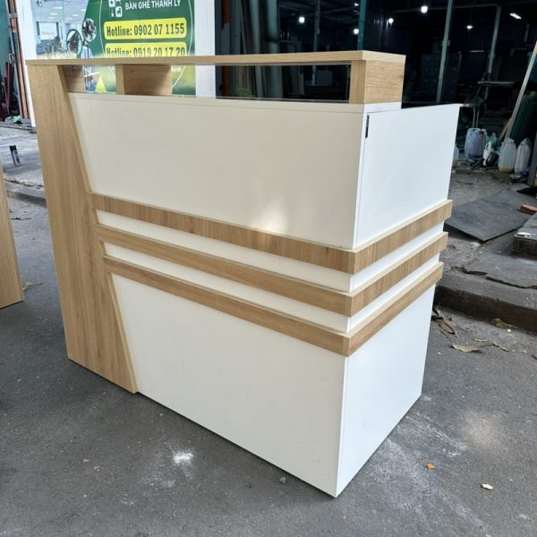 Quầy reception chữ U màu vân gỗ đóng mới 100%