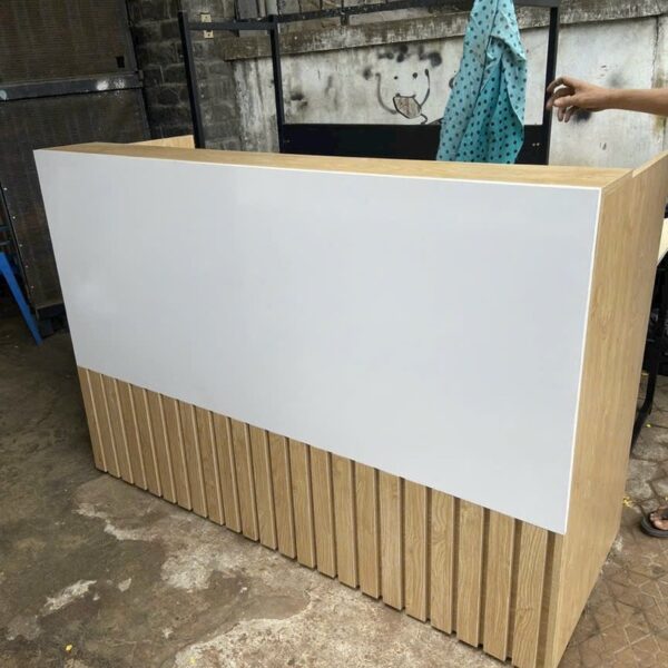 Thanh lý quầy lễ tân 2M gỗ MDF phủ melamin