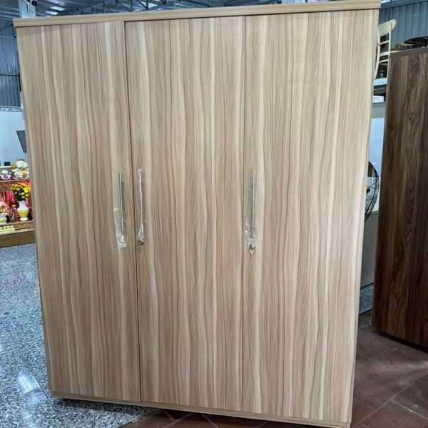 Thanh lý tủ áo 3 cánh MDF 1m6 tồn kho