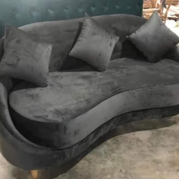Thanh lý băng sofa nhung chân gỗ mới 99%