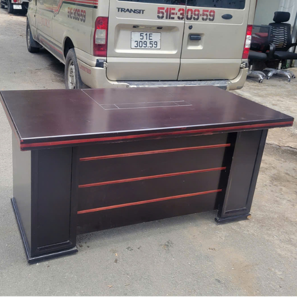 Thanh lý bàn giám đốc 1m6 MDF mới 95%
