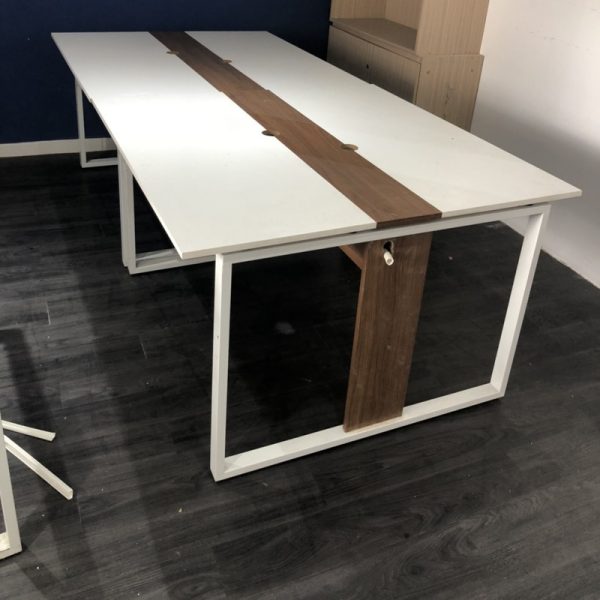 Thanh lý bàn họp 2m4 chân sắt sơn tĩnh điện cao cấp