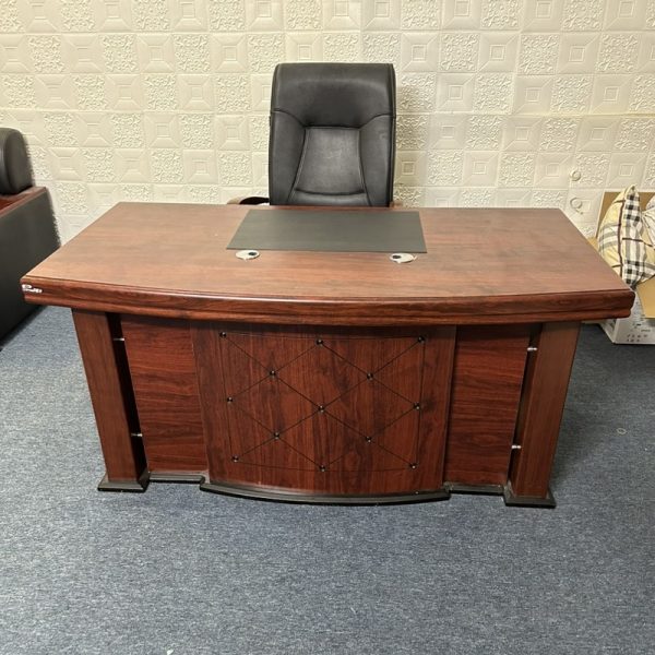 Thanh lý bàn giám đốc 1m6*80cm hoà phát mới 95%