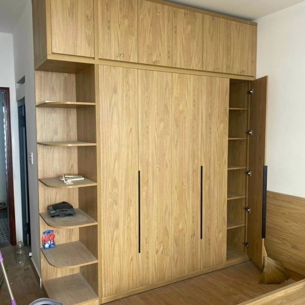 Thanh lý tủ quần áo 2m4*2m4 mới 98%