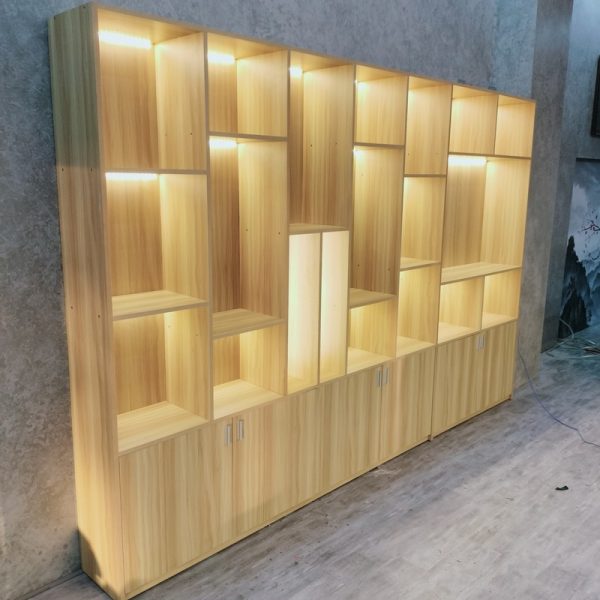 Kệ trưng bày 3m*2m màu vân gỗ có đèn mới 100%