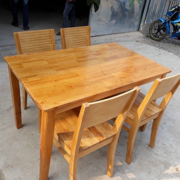 Bộ bàn ăn 4 ghế chery màu tự nhiên mới