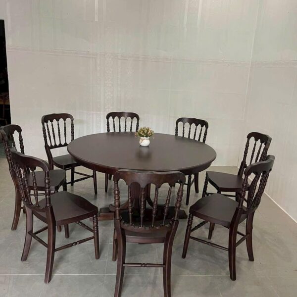 Thanh lý bộ bàn ăn 8 ghế cỗ điển tròn tồn kho