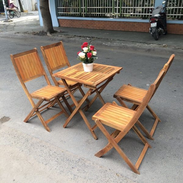 Bộ bàn ghế xếp gỗ lớn tự nhiên tồn kho