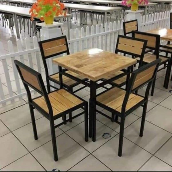 Bộ bàn ghế cafe khung sắt mặt gỗ tự nhiên