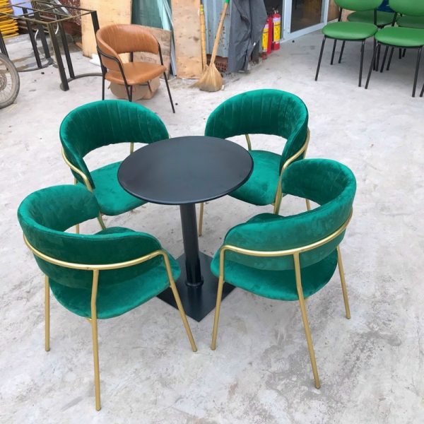 Bộ bàn ghế cafe đệm nhung tay ôm vòng cung