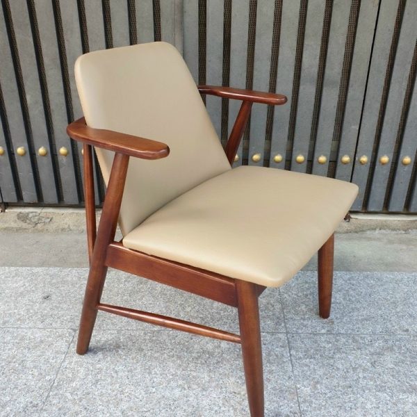 Ghế cafe gỗ Babie có tay mới giá xưởng