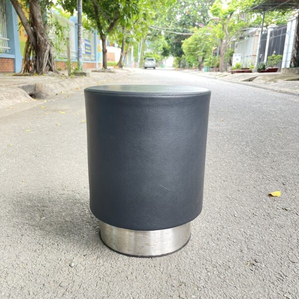 Thanh lý ghế đôn chân ixon bọc da màu đen mới 95%
