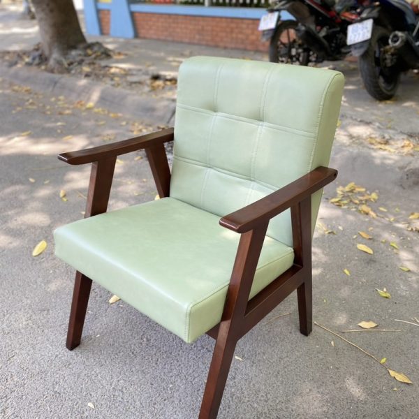 Ghế cafe bọc da simili tay gỗ tồn kho mới 99%