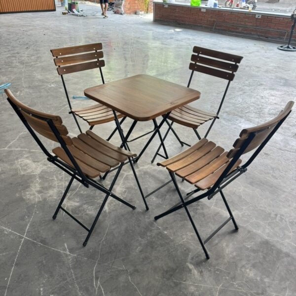 Bộ bàn ghế cafe xếp patino tồn kho mới 99%