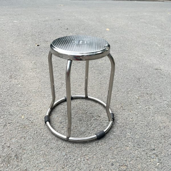 Thanh lý ghế đôn ixon tồn kho mới 99%