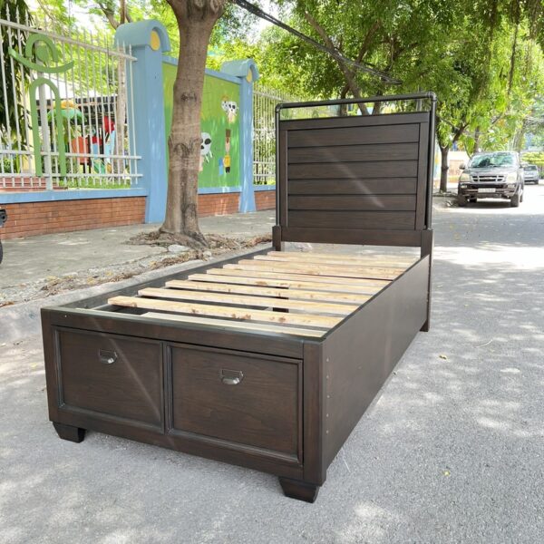 Thanh lý gường 1m*2m xuất khẩu tồn kho mới