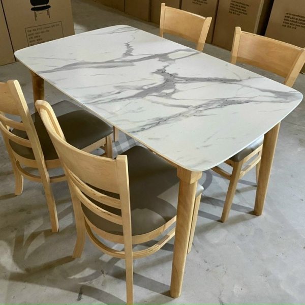 Bộ bàn ăn 4 ghế cabin mặt vân đá mới giá xưởng