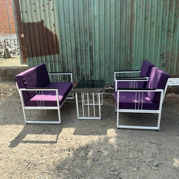 Bộ bàn ghế sắt sofa cafe màu trắng tím mới 100%