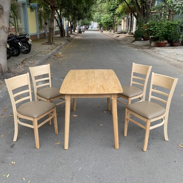 Bộ bàn ăn 4 ghế cabin màu tự nhiên mới 100%