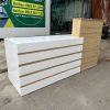 Thanh lý quầy tiếp tân 2m màu trắng vân gỗ mới 99%