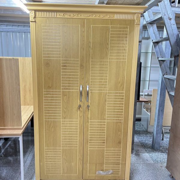 Thanh lý tủ quần áo MDF 1m2*2m mới 96%