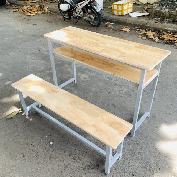 Thanh lý bàn ghế học sinh1m2*40cm mới 98%