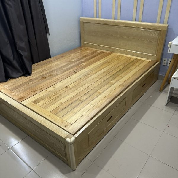 Thanh lý giường ngủ gỗ sồi có hộc 1m6*2m mới 97%