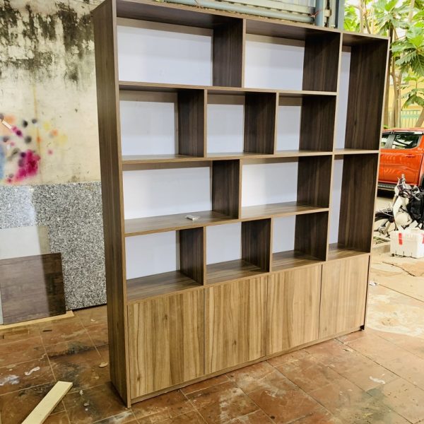 Tủ trưng bày sản phẩm 1m8*2m màu nâu mới 99%