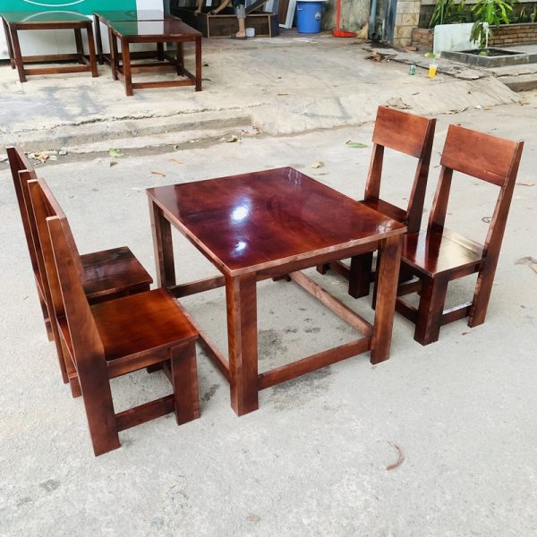 Thanh lý bộ bàn ăn mini gỗ tự nhiên 98%
