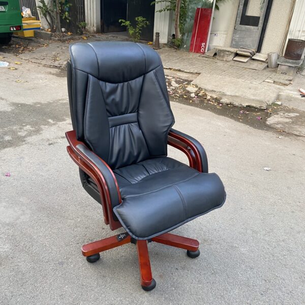 Thanh lý ghế giám đốc tay gỗ cao cấp
