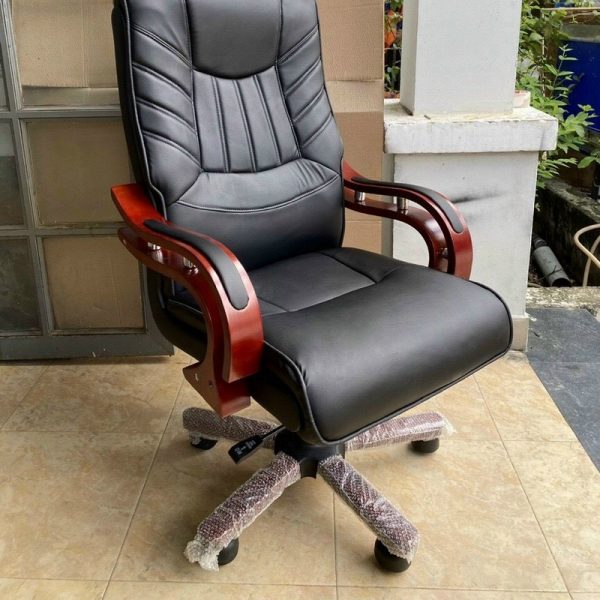 Ghế giám đốc bọc da tồn kho mới 99%