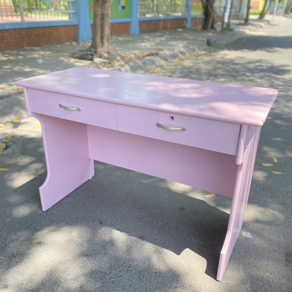 Thanh lý bàn làm việc 1m2 gỗ tự nhiên mới 95%