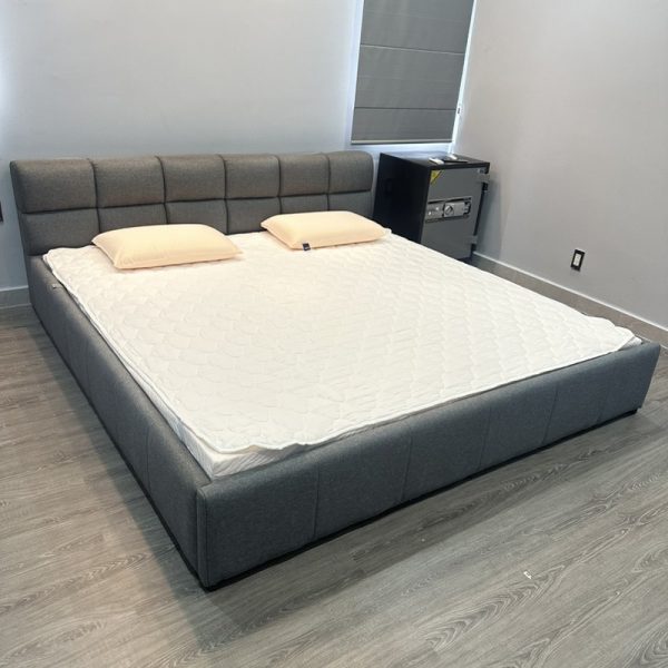 Gường ngủ bọc nệm 1m8*2m cao cấp mới 100%