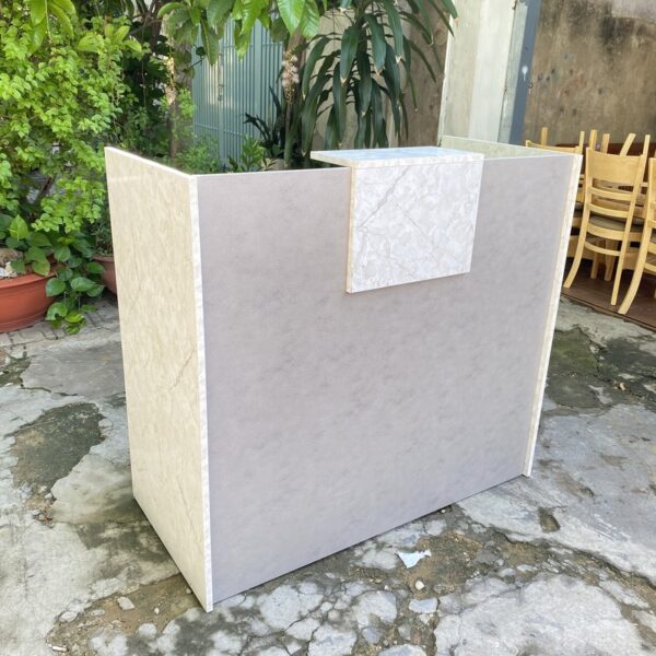 Thanh lý quầy lễ tân 1M2 vân giã đá tồn kho 98%