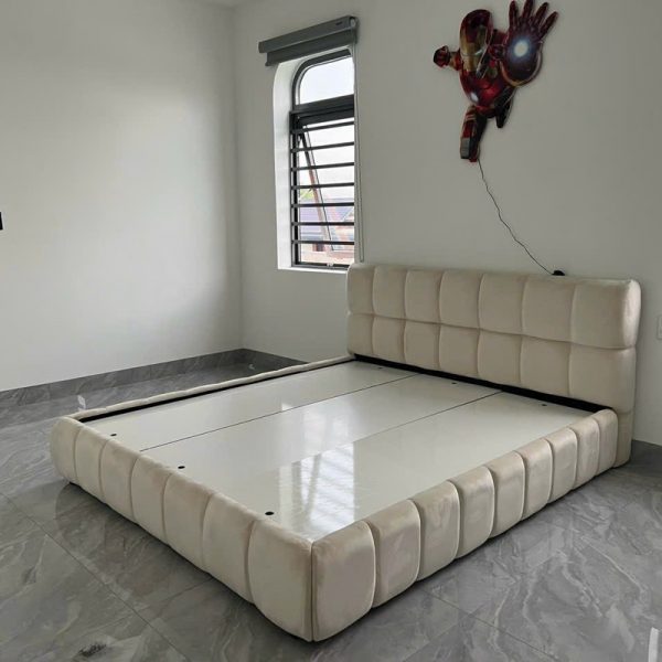 Thanh lý gường ngủ bọc vải 1m8 màu kem mới 100%