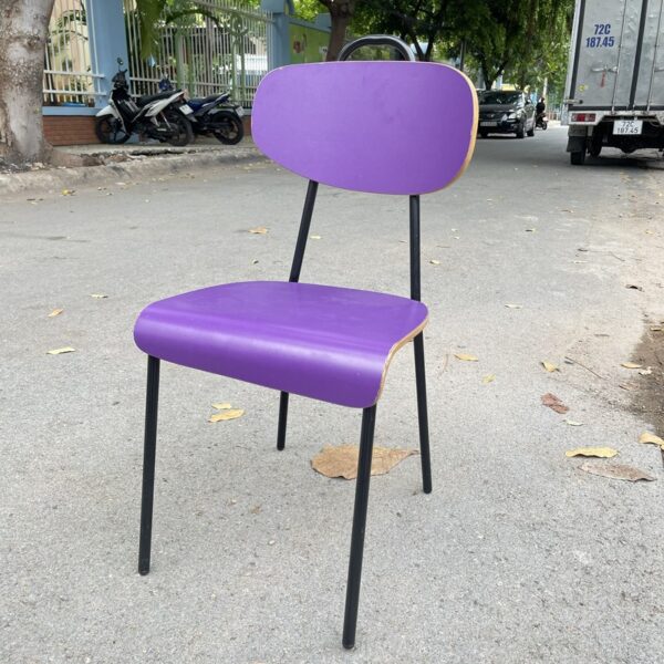 Thanh lý ghế cafe sắt lót gỗ tự nhiên mới 95%