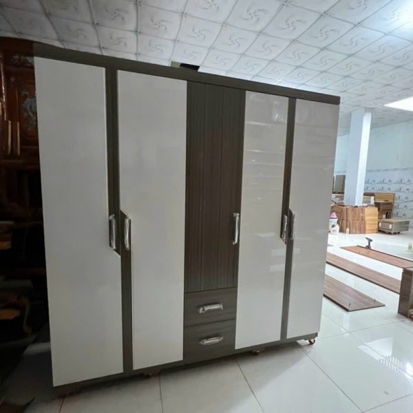 Thanh lý tủ áo 2m*2m MDF cao cấp mới 100%