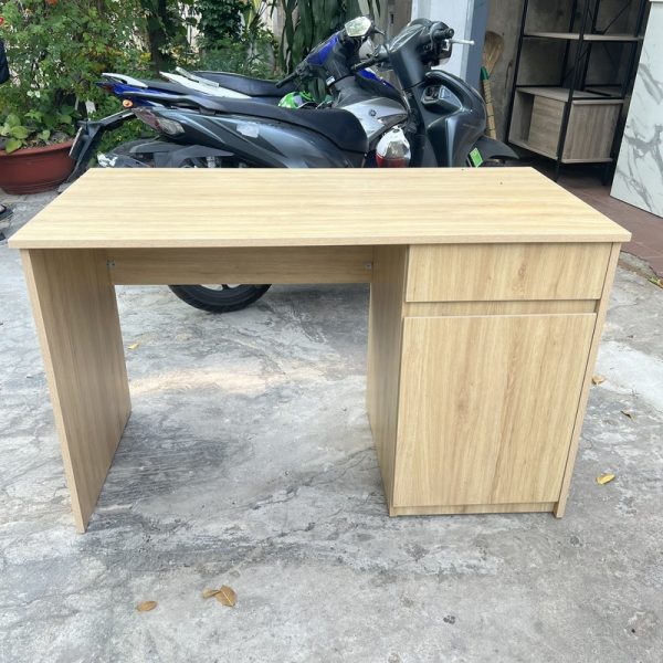 Thanh lý bàn làm việc nhân viên 1m2 có hộc mới