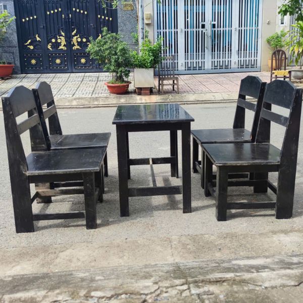 Thanh lý bộ bàn ghế cafe thấp co lưng tựa mới 95%