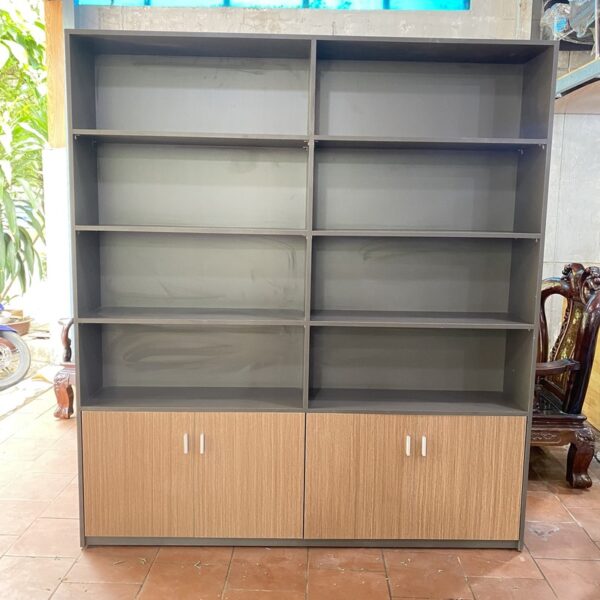 Thanh lý kệ trưng bày sãn phẩm 1M8*2M mới 98%