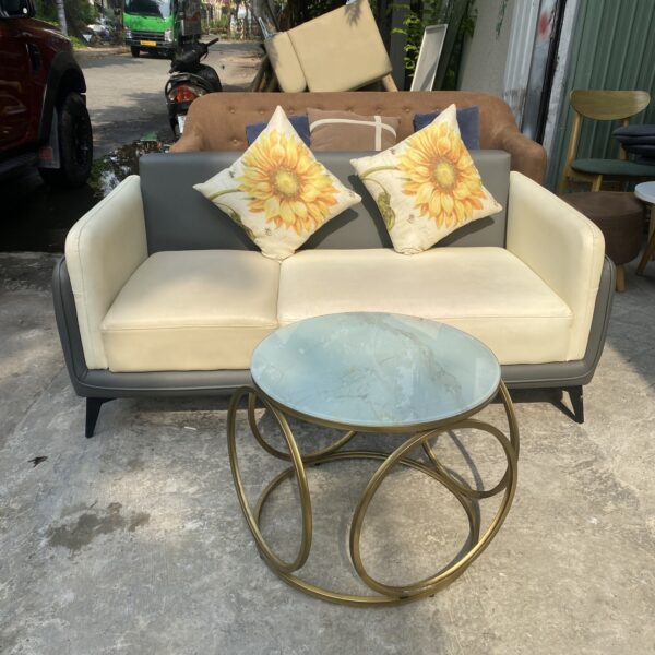 Thanh lý bộ sofa cũ simili màu kem mới 90%