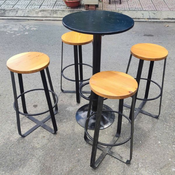 Thanh lý ghế bar chân sắt mặt gỗ hàng cao cấp mới 90%
